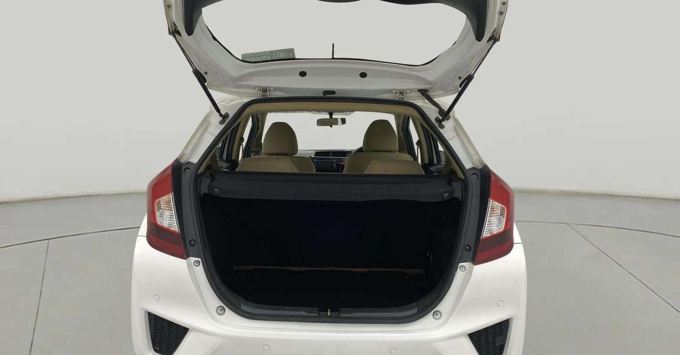 2016 Honda Jazz 1.2L I-VTEC V, Petrol, Manual, 56,976 km, Boot Open Zoomed View