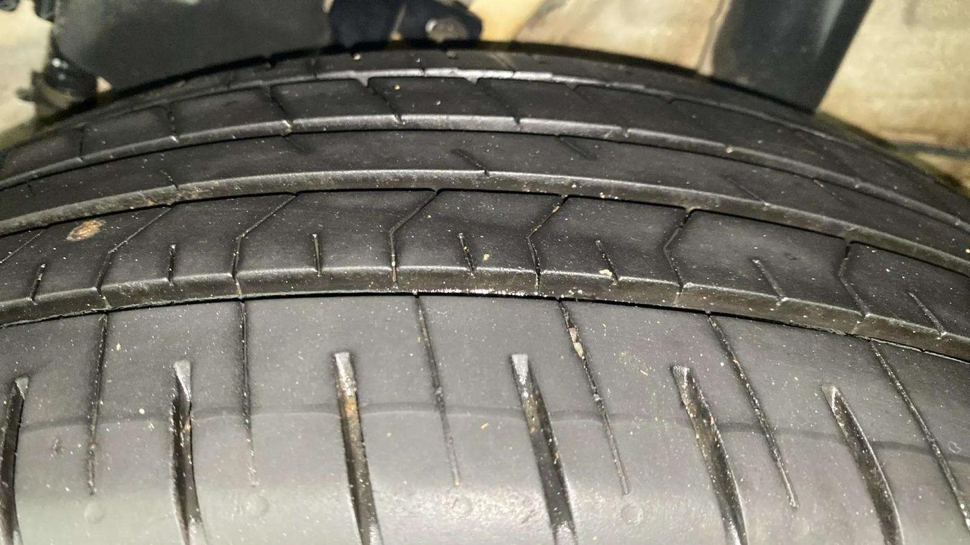 2021 Hyundai VENUE SX 1.0 TURBO, Petrol, Manual, 50,392 km, Left Rear Tyre Tread