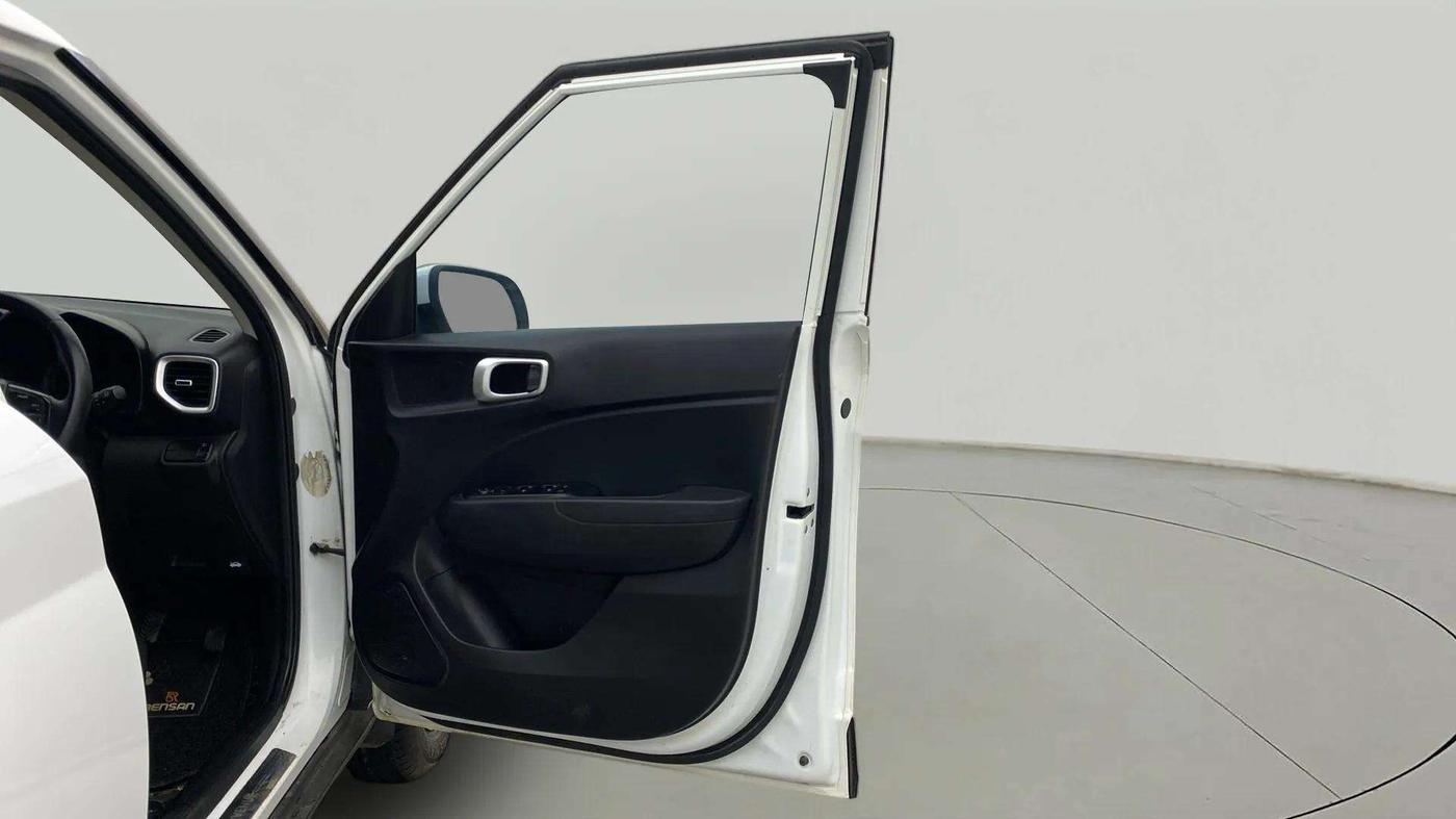 2021 Hyundai VENUE SX 1.0 TURBO, Petrol, Manual, 50,392 km, RHS Front Door