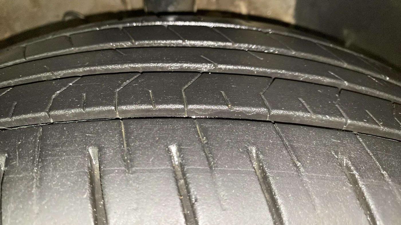 2021 Hyundai VENUE SX 1.0 TURBO, Petrol, Manual, 50,392 km, Right Front Tyre Tread