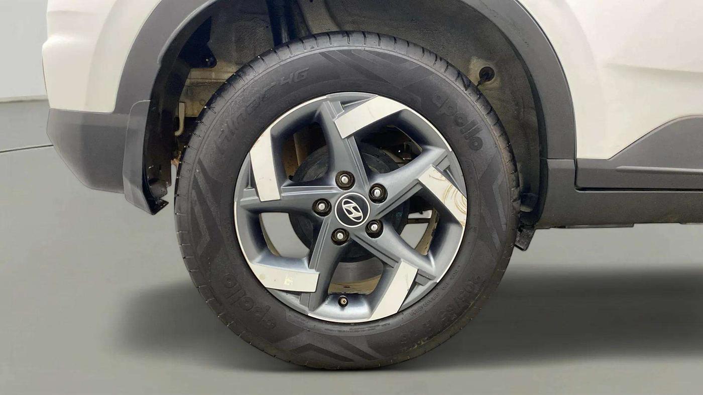 2021 Hyundai VENUE SX 1.0 TURBO, Petrol, Manual, 50,392 km, Right Rear Wheel