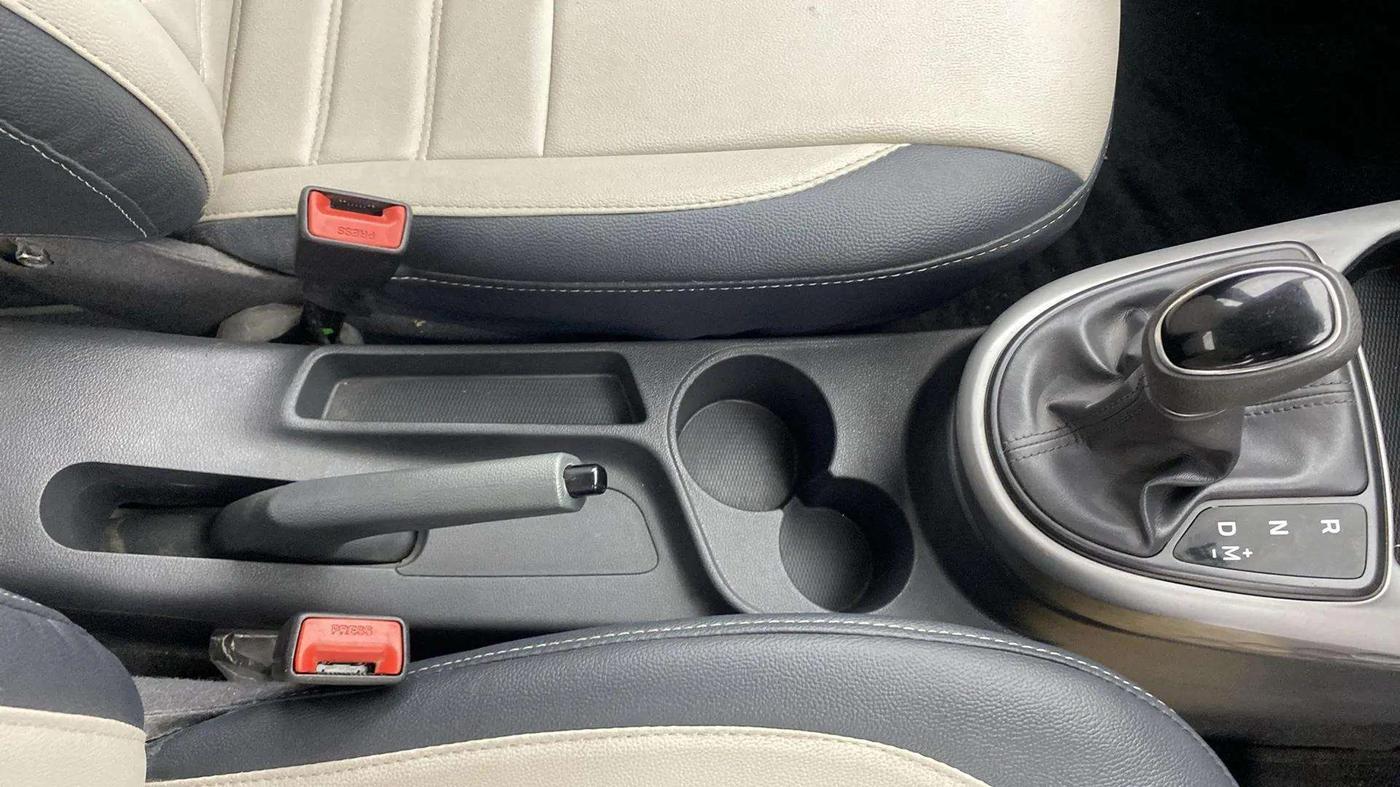 2021 Hyundai GRAND I10 NIOS SPORTZ AMT 1.2 KAPPA VTVT, Petrol, Automatic, 55,335 km, Gear Lever