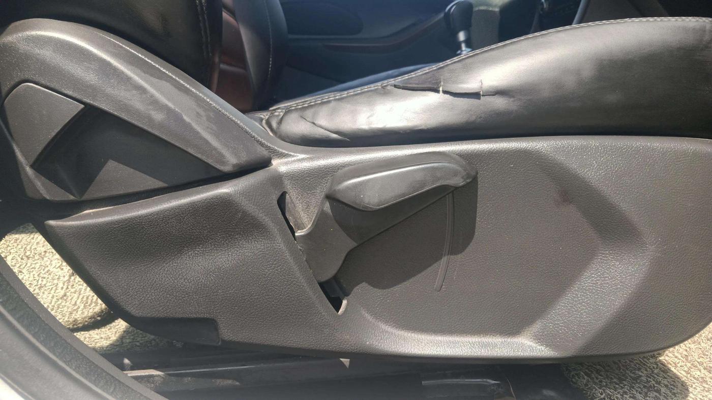 2019 Ford FREESTYLE TITANIUM 1.5 DIESEL, Diesel, Manual, 55,196 km, Driver Side Adjustment Panel