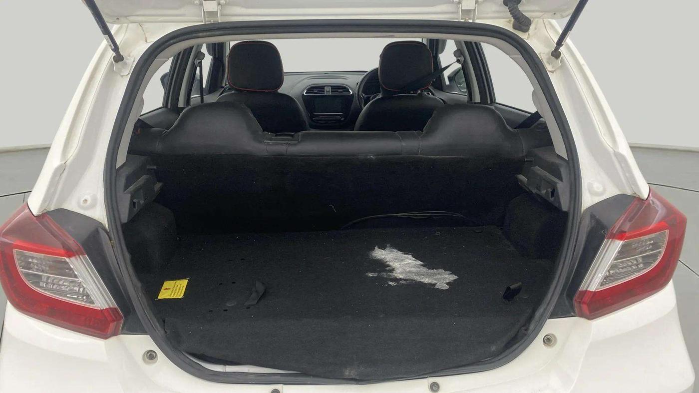 2024 Tata Tiago XT Rhythm CNG, CNG, Manual, 22,686 km, Boot Inside