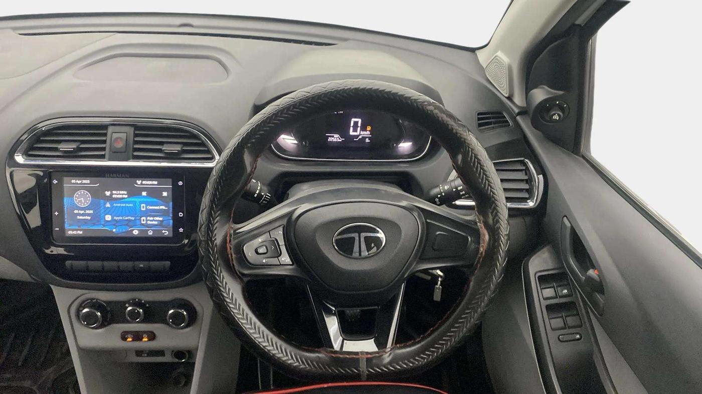 2024 Tata Tiago XT Rhythm CNG, CNG, Manual, 22,686 km, Steering Wheel Close Up