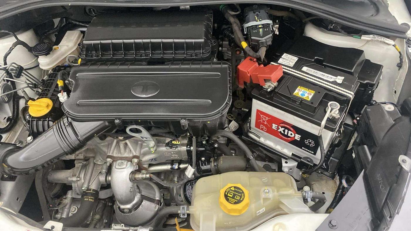 2024 Tata Tiago XT Rhythm CNG, CNG, Manual, 22,686 km, Engine View - Left