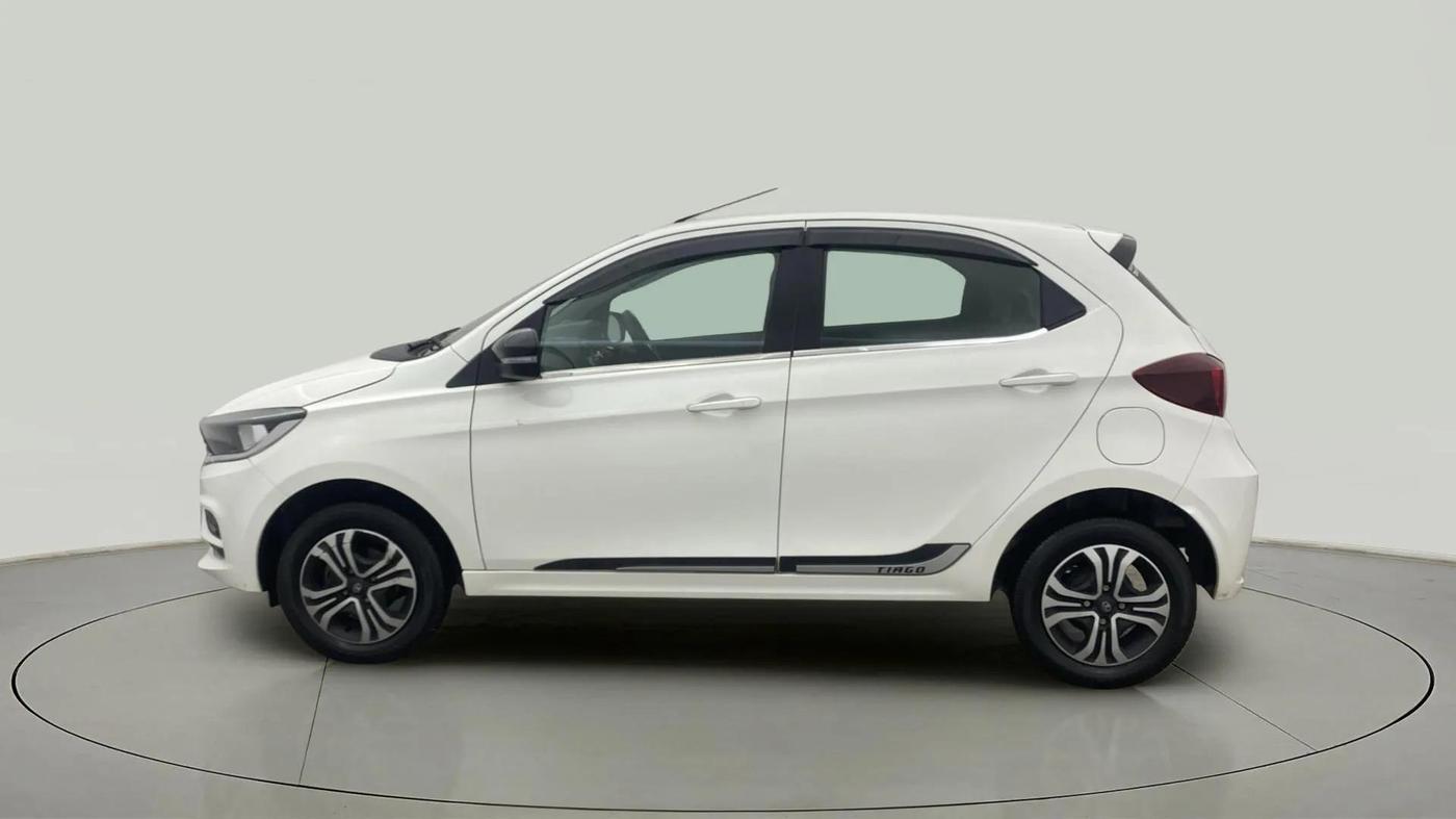 2024 Tata Tiago XT Rhythm CNG, CNG, Manual, 22,686 km, Left Side