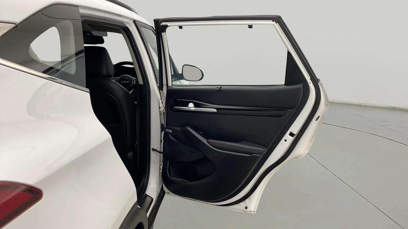 2021 KIA SELTOS GTX PLUS AT 1.5 DIESEL, Diesel, Automatic, 22,916 km, RHS Rear Door