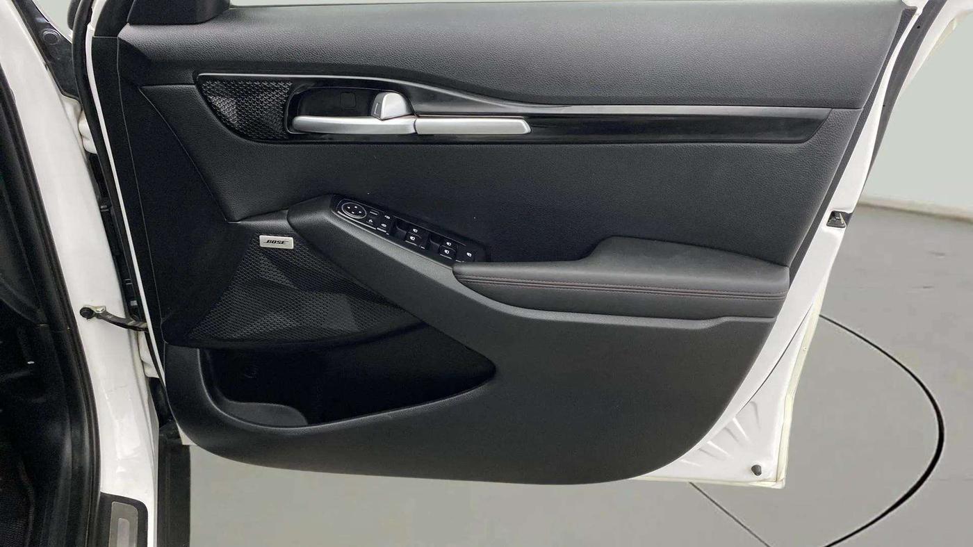 2021 KIA SELTOS GTX PLUS AT 1.5 DIESEL, Diesel, Automatic, 22,916 km, Driver Side Door Panels Control