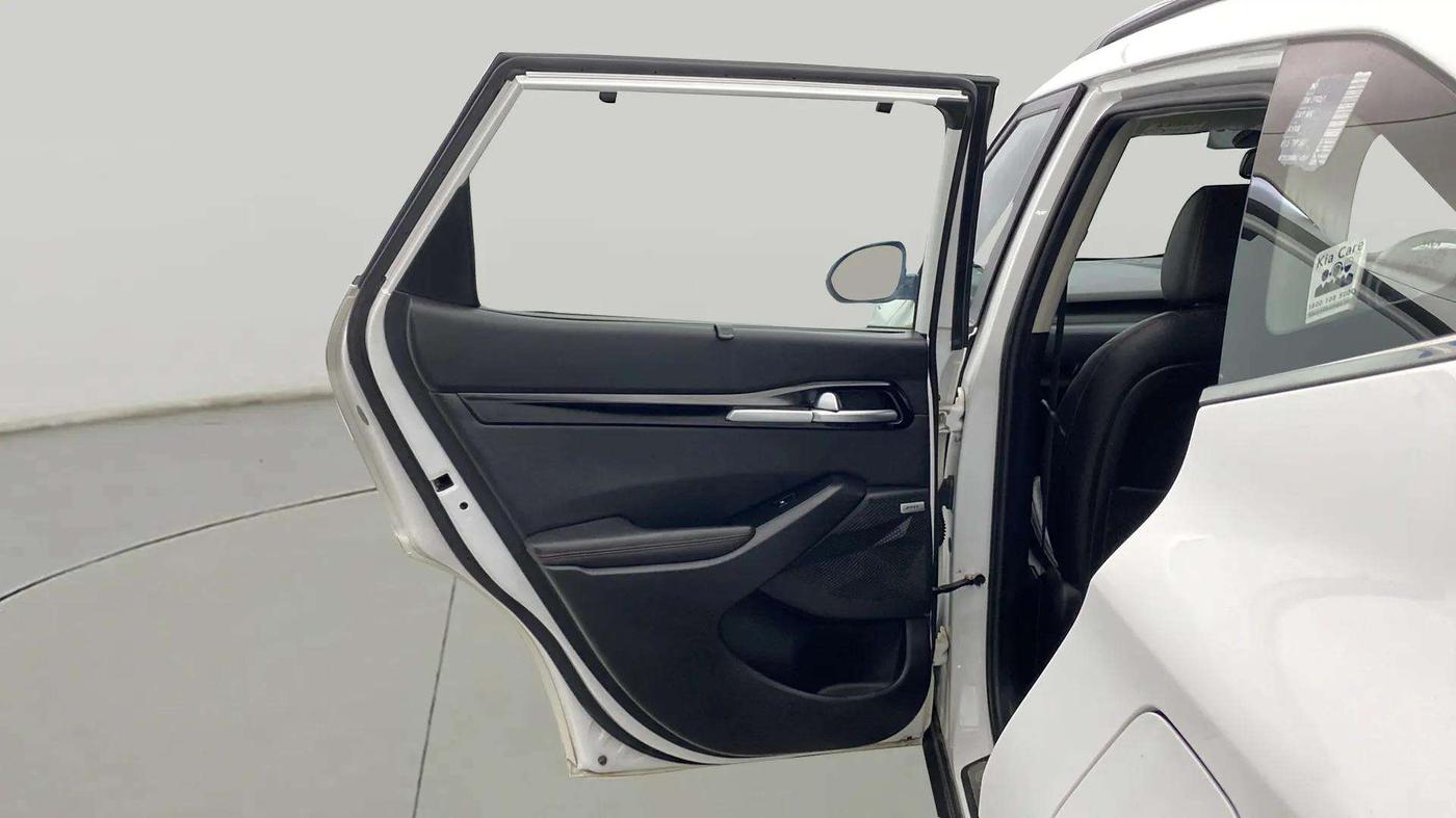 2021 KIA SELTOS GTX PLUS AT 1.5 DIESEL, Diesel, Automatic, 22,916 km, LHS Rear Door