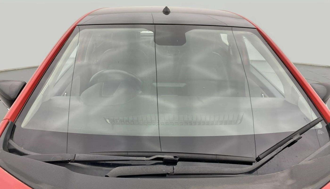 2022 Tata ALTROZ XZ PLUS PETROL, Petrol, Manual, 17,953 km, Front Windshield