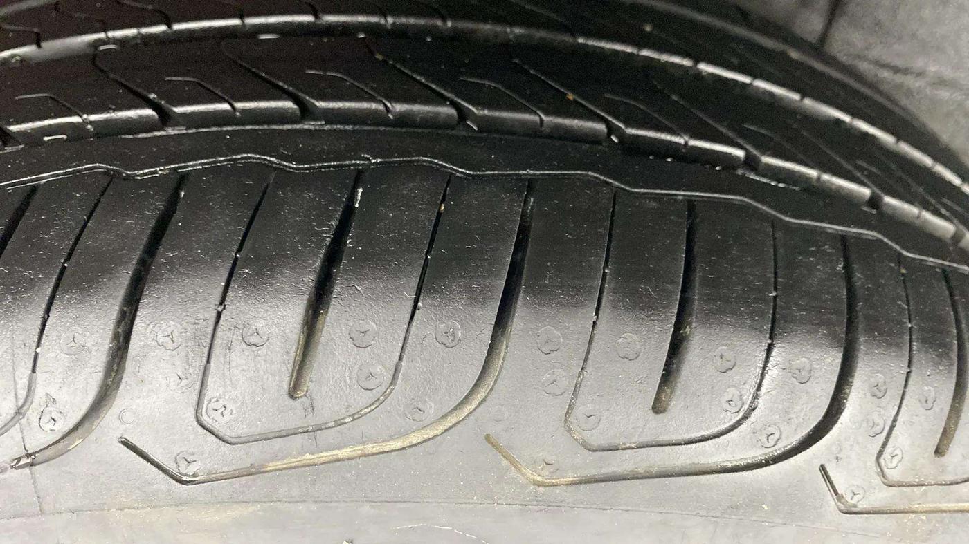 2022 Tata ALTROZ XZ PLUS PETROL, Petrol, Manual, 17,953 km, Right Rear Tyre Tread