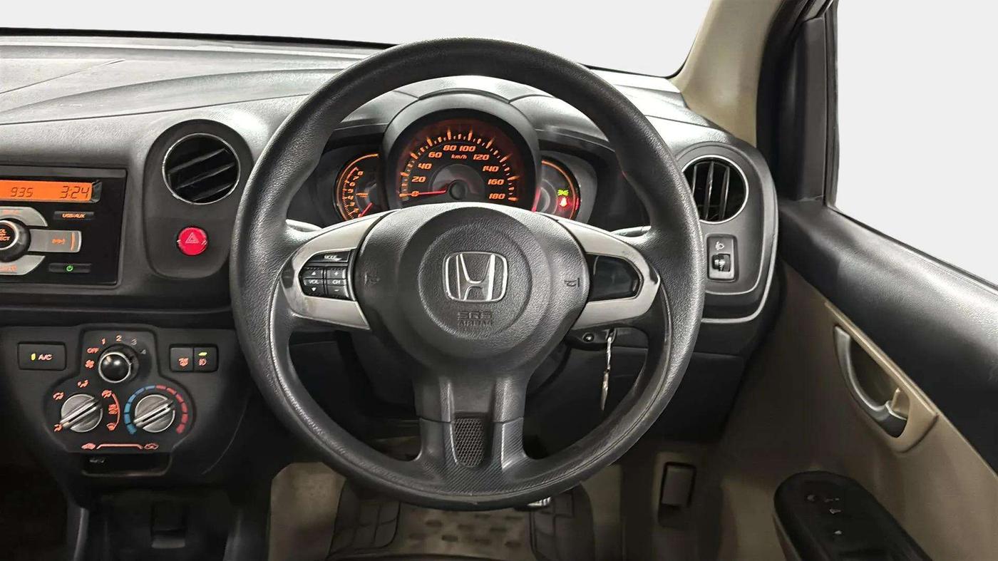2014 Honda Amaze 1.2L I-VTEC VX, Petrol, Manual, 60,661 km, Steering Wheel Close Up