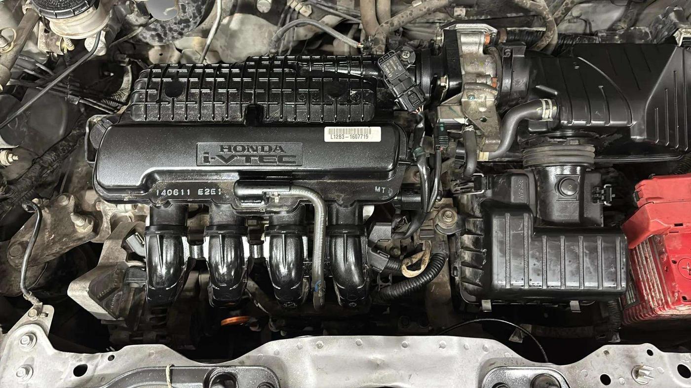 2014 Honda Amaze 1.2L I-VTEC VX, Petrol, Manual, 60,661 km, Engine View