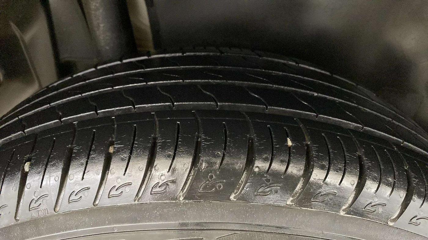 2021 Toyota URBAN CRUISER HIGH GRADE MT, Petrol, Manual, 28,802 km, Right Rear Tyre Tread