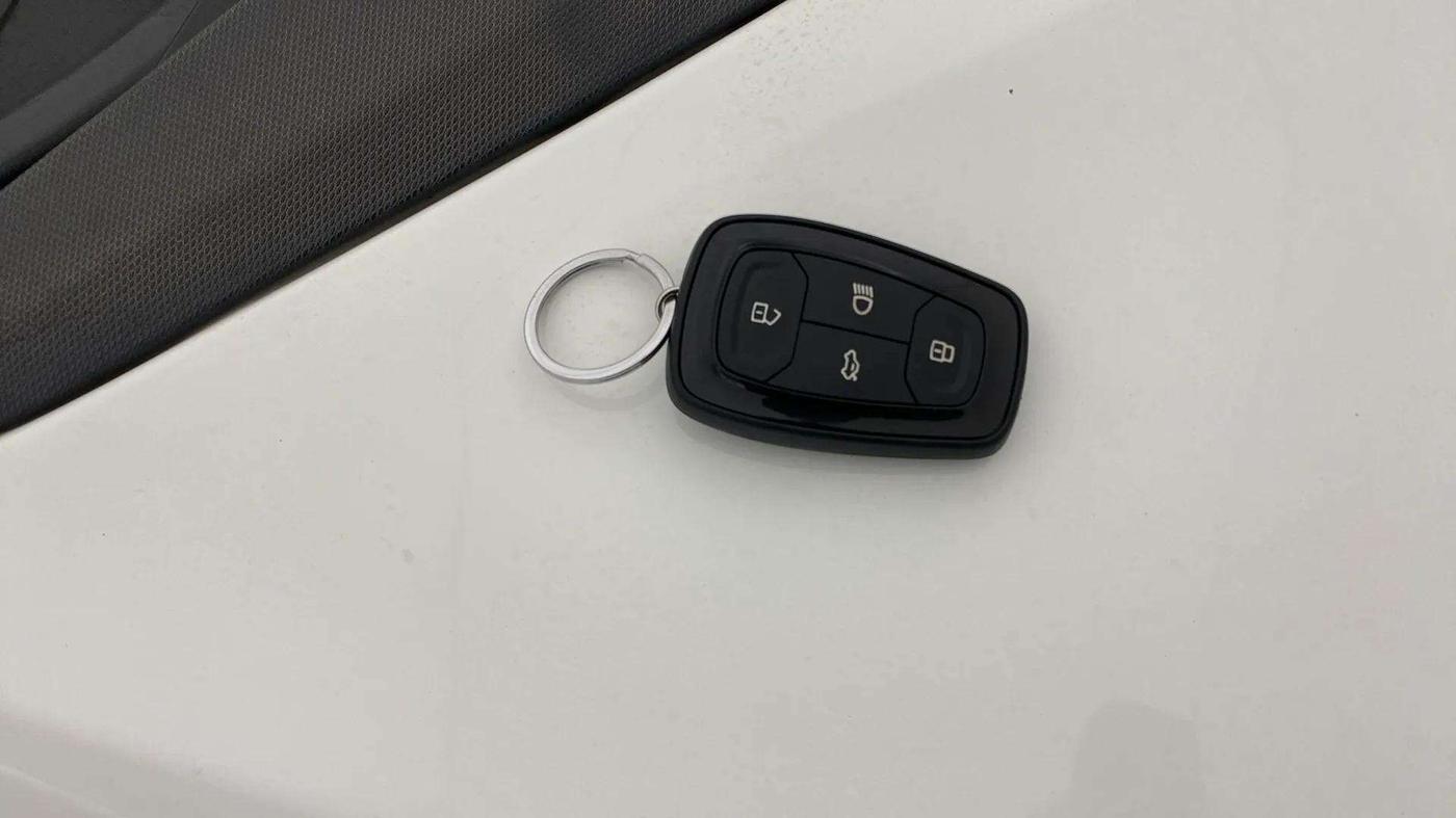 2021 Tata ALTROZ XT PETROL, Petrol, Manual, 12,428 km, Key Close Up