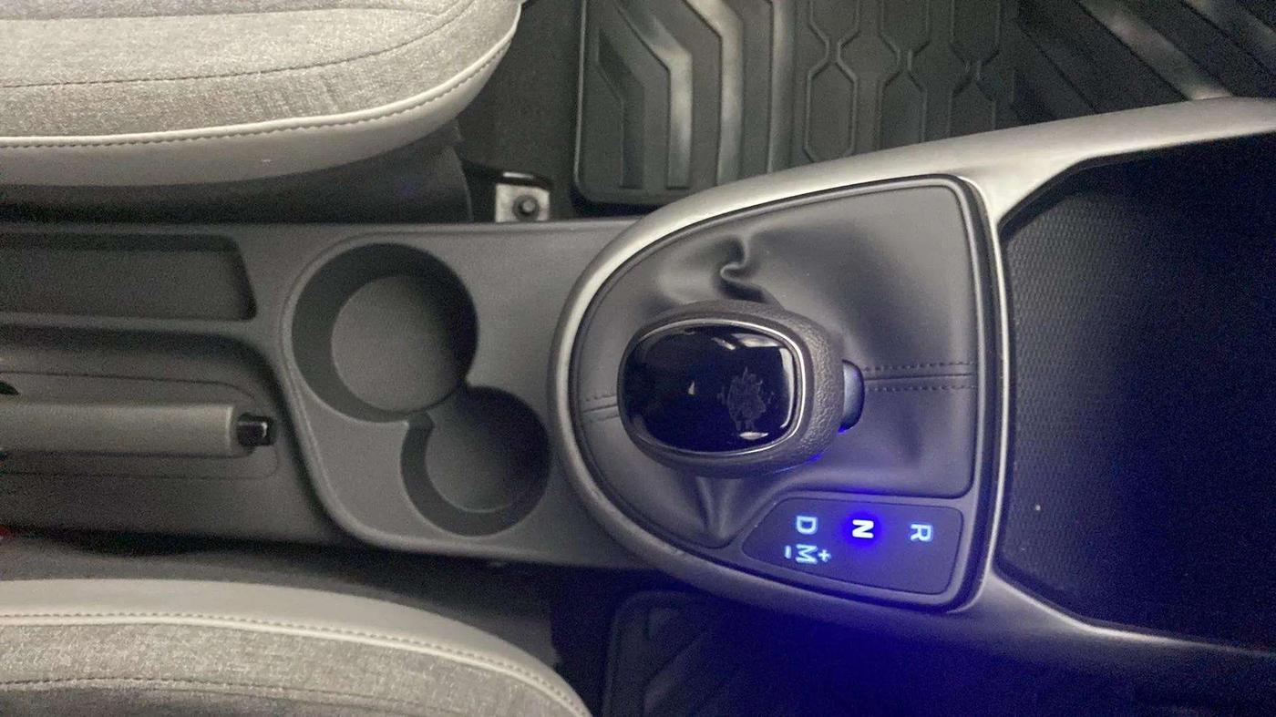 2020 Hyundai GRAND I10 NIOS SPORTZ AMT 1.2 KAPPA VTVT, Petrol, Automatic, 15,334 km, Gear Lever