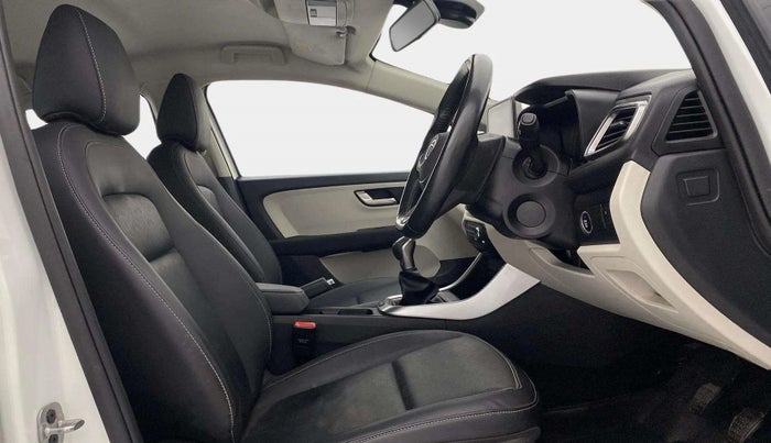 2021 Tata ALTROZ XZ PLUS I-TURBO PETROL, Petrol, Manual, 18,686 km, Right Side Front Door Cabin