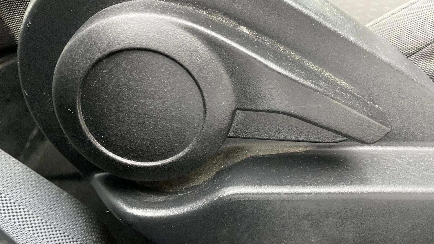 2022 Tata ALTROZ XM PLUS PETROL, Petrol, Manual, 24,657 km, Driver Side Adjustment Panel
