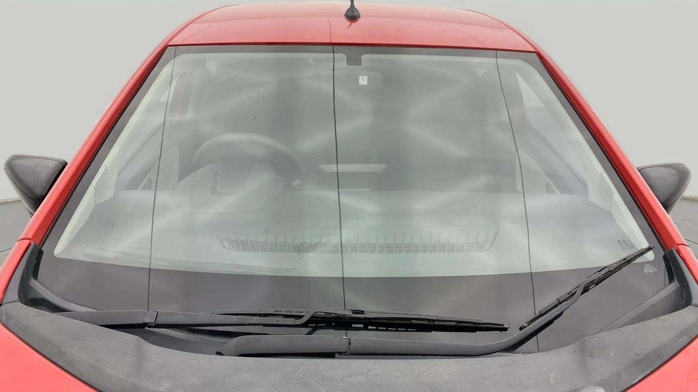 2022 Tata ALTROZ XM PLUS PETROL, Petrol, Manual, 24,657 km, Front Windshield