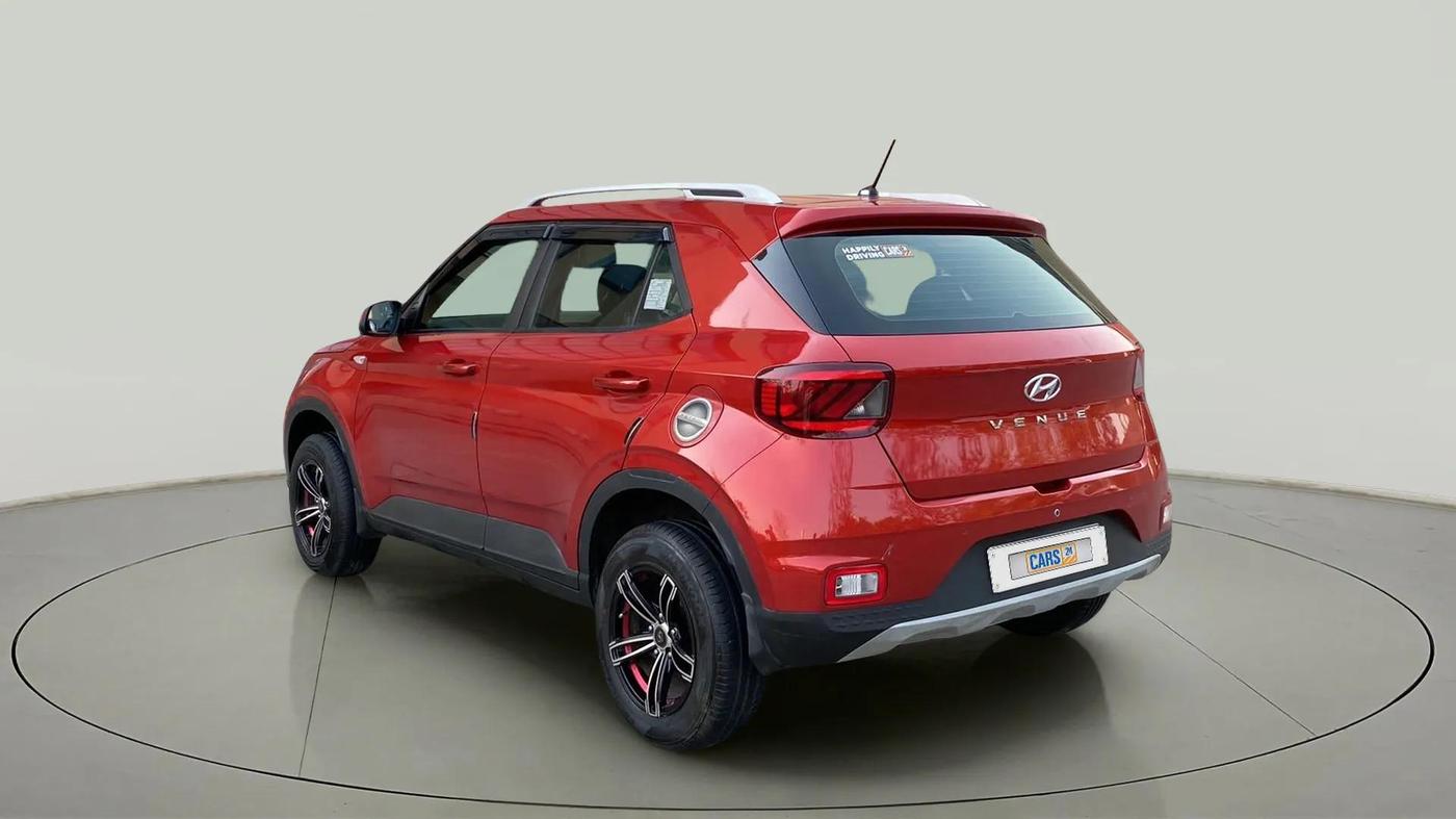 2020 Hyundai VENUE S 1.2, Petrol, Manual, 18,480 km, Left Back Diagonal