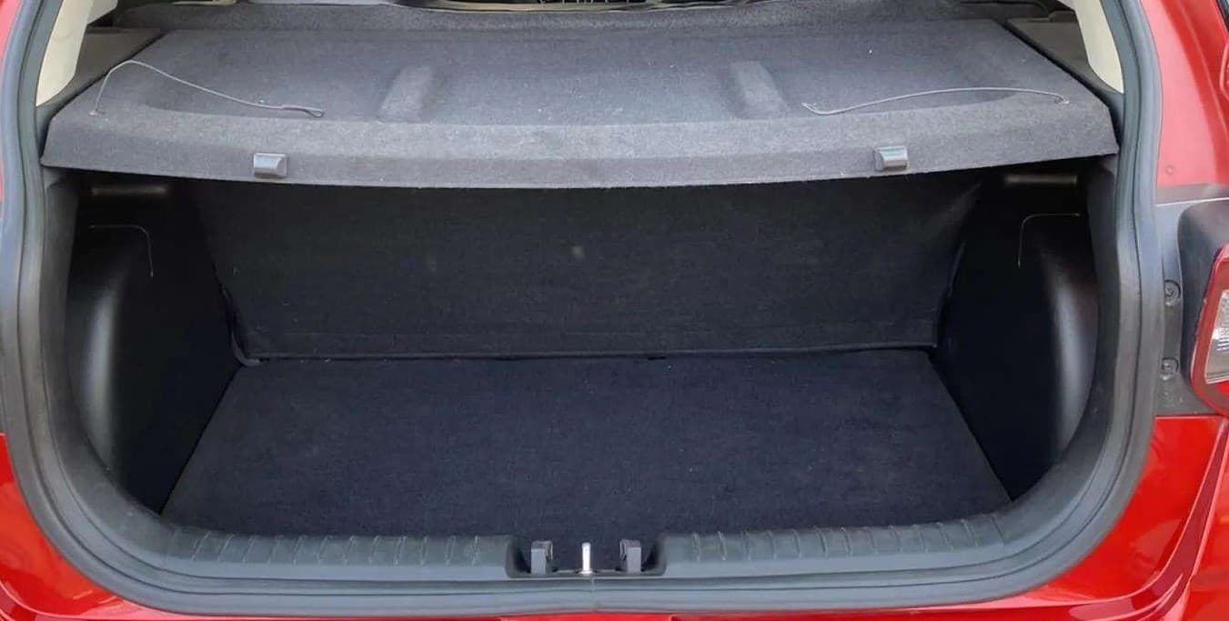2020 Hyundai VENUE S 1.2, Petrol, Manual, 18,480 km, Boot Inside