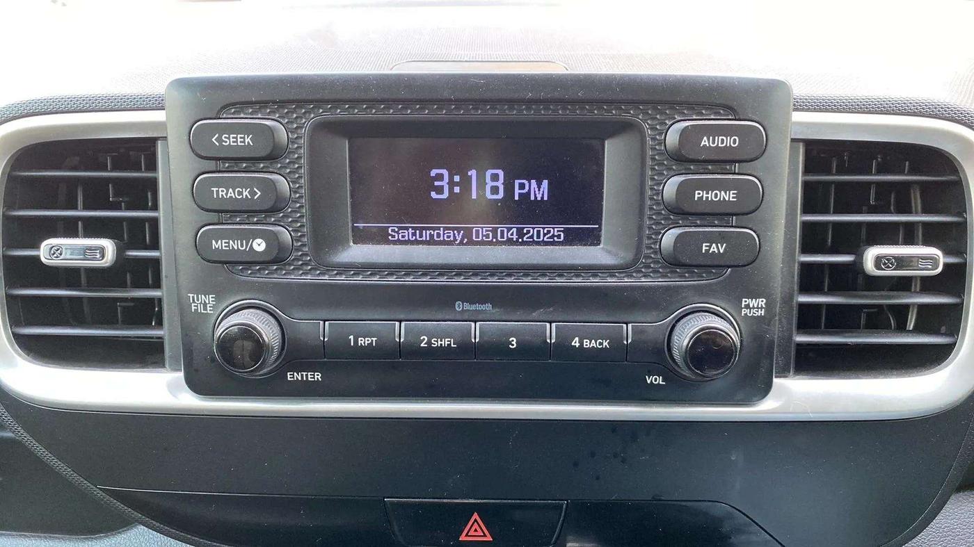 2020 Hyundai VENUE S 1.2, Petrol, Manual, 18,480 km, Air Conditioner