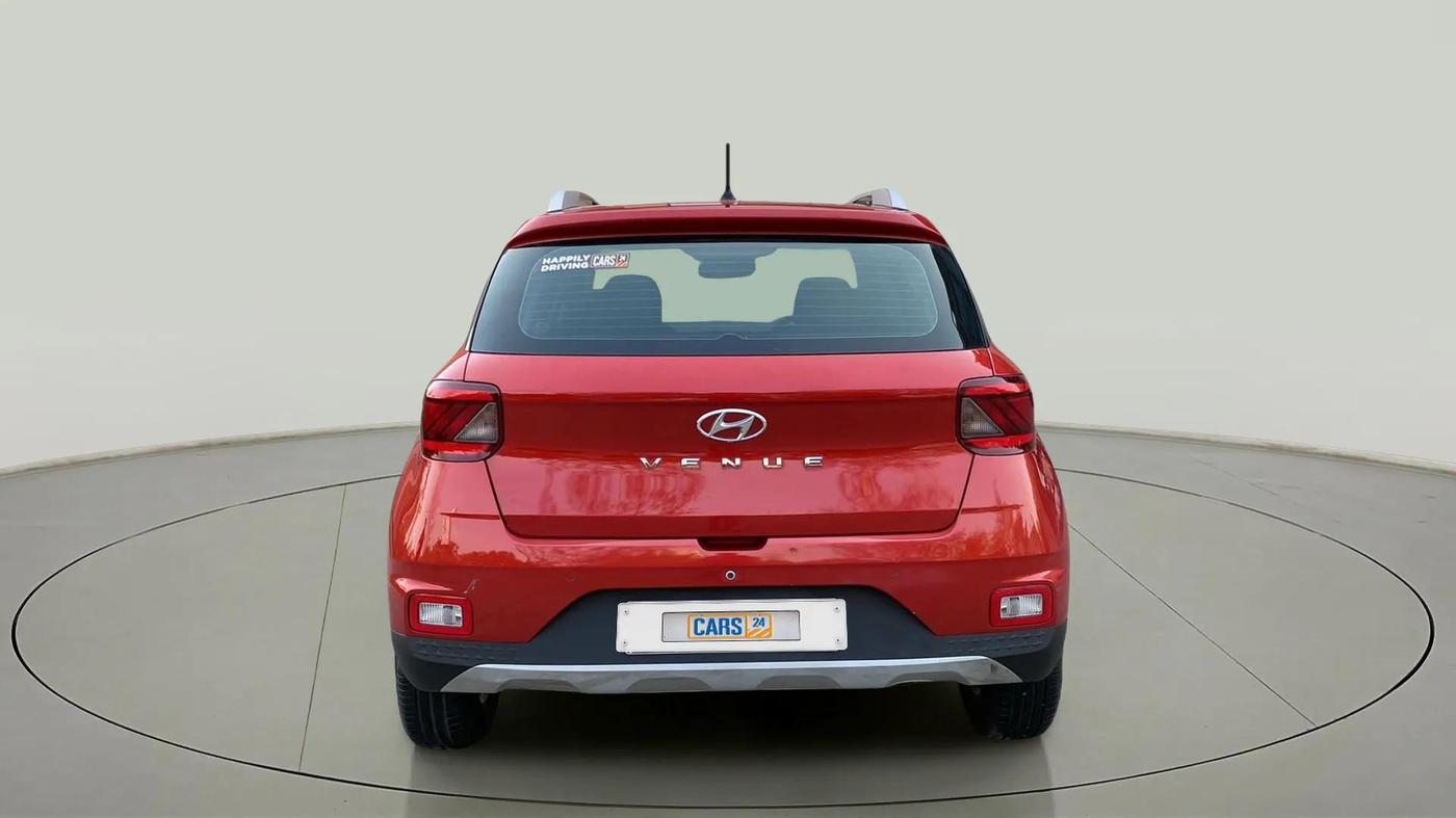 2020 Hyundai VENUE S 1.2, Petrol, Manual, 18,480 km, Back/Rear