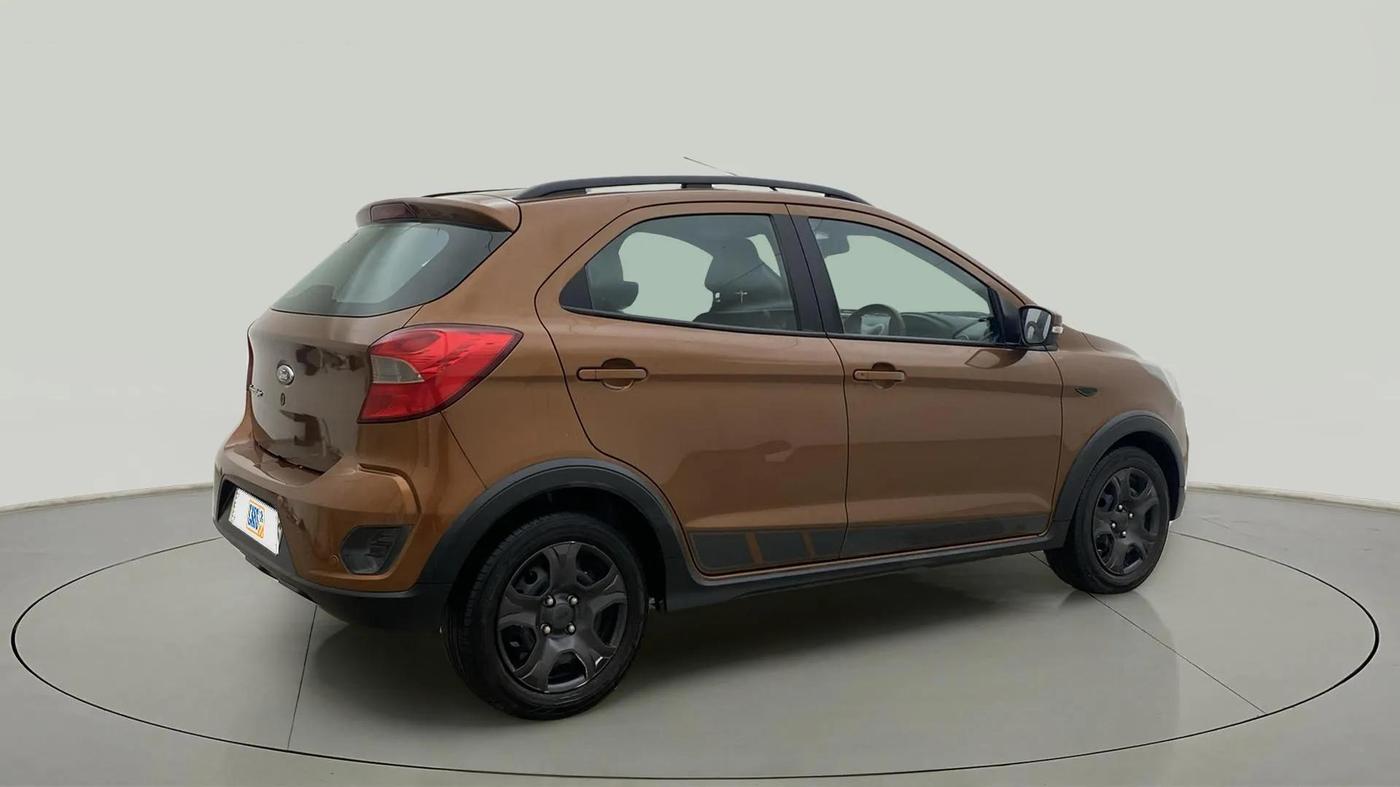2018 Ford FREESTYLE TREND 1.2 PETROL, Petrol, Manual, 86,525 km, Right Back Diagonal