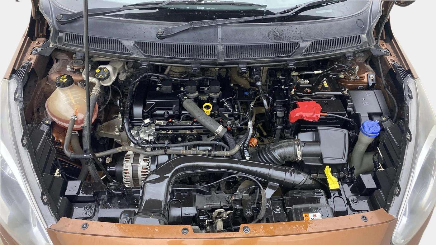 2018 Ford FREESTYLE TREND 1.2 PETROL, Petrol, Manual, 86,525 km, Engine View