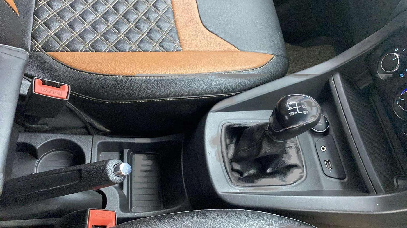 2018 Ford FREESTYLE TREND 1.2 PETROL, Petrol, Manual, 86,525 km, Gear Lever