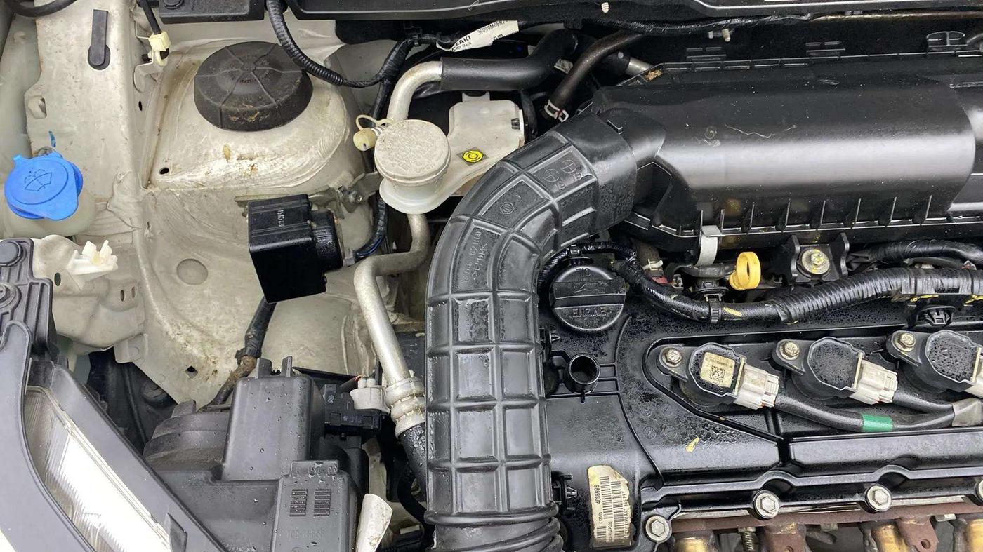 2020 Maruti IGNIS ZETA 1.2 AMT, Petrol, Automatic, 20,837 km, Engine View - Right