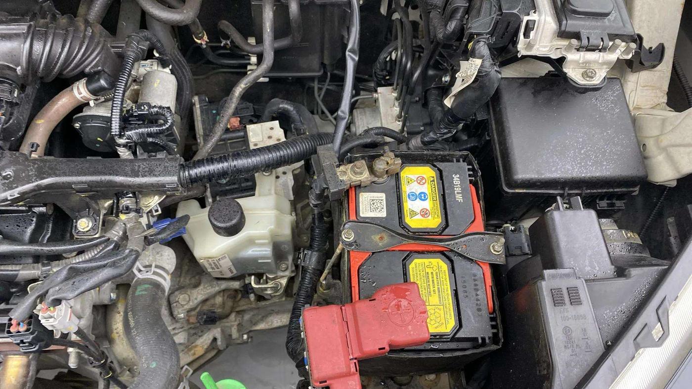2020 Maruti IGNIS ZETA 1.2 AMT, Petrol, Automatic, 20,837 km, Engine View - Left