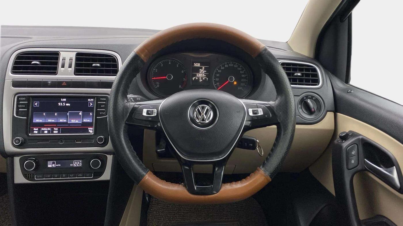 2018 Volkswagen Ameo HIGHLINE PLUS 1.0L 16 ALLOY, Petrol, Manual, 63,911 km, Steering Wheel Close Up