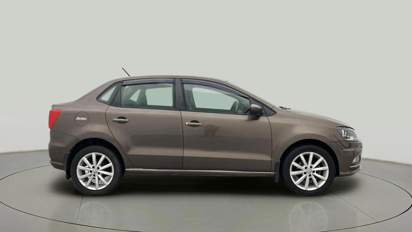 2018 Volkswagen Ameo HIGHLINE PLUS 1.0L 16 ALLOY, Petrol, Manual, 63,911 km, Right Side View