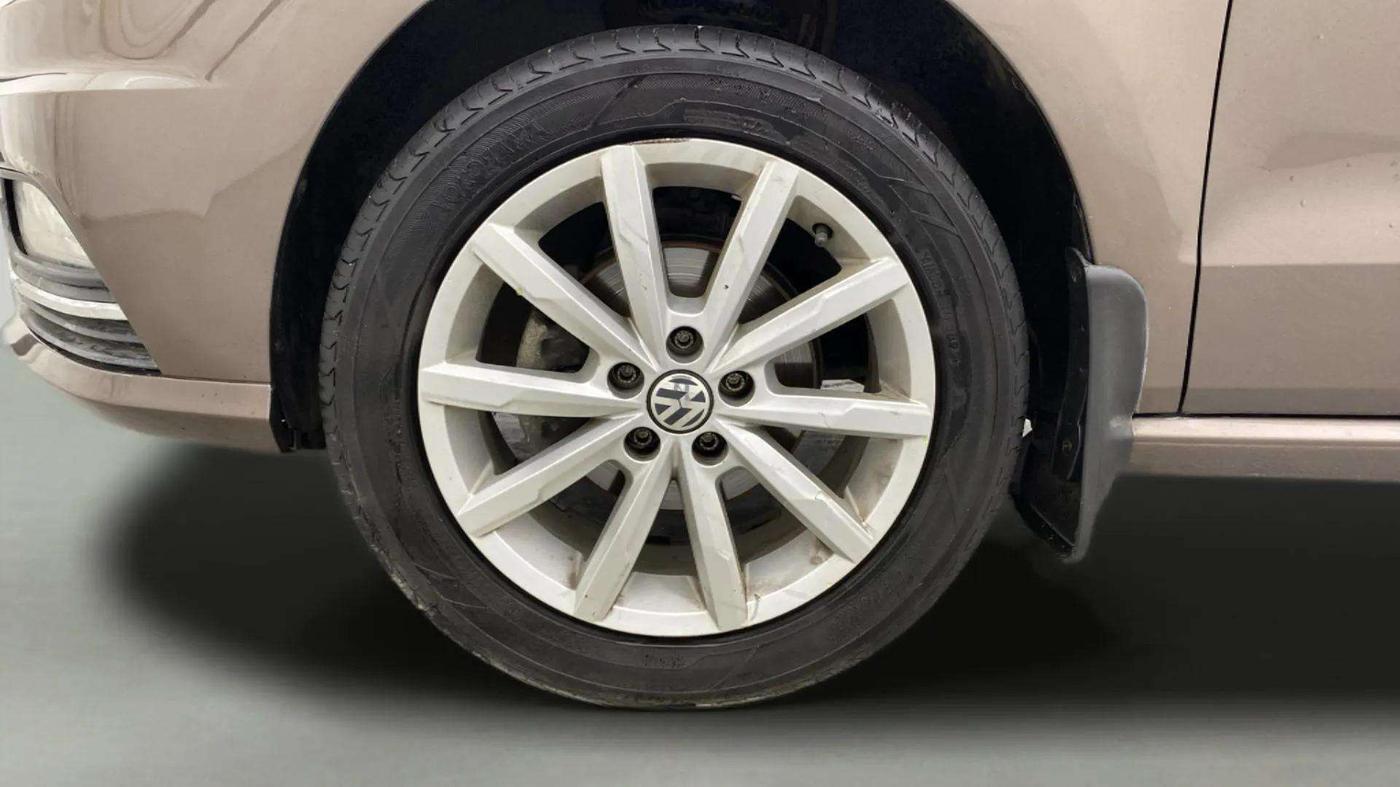2018 Volkswagen Ameo HIGHLINE PLUS 1.0L 16 ALLOY, Petrol, Manual, 63,911 km, Left Front Wheel