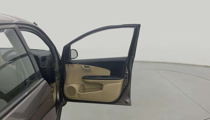 2016 Honda Brio VX MT, Petrol, Manual, 89,877 km, RHS Front Door