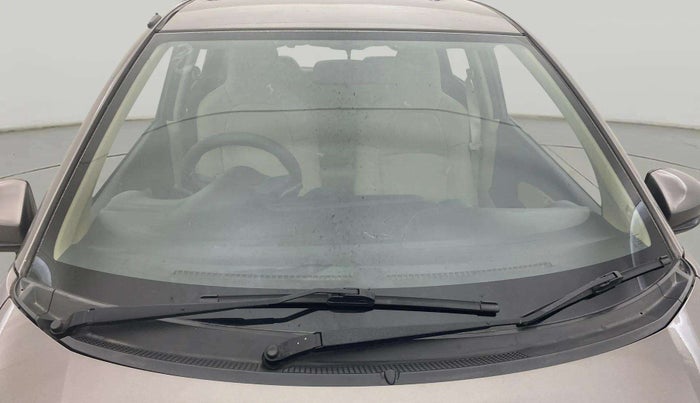 2016 Honda Brio VX MT, Petrol, Manual, 89,877 km, Front Windshield