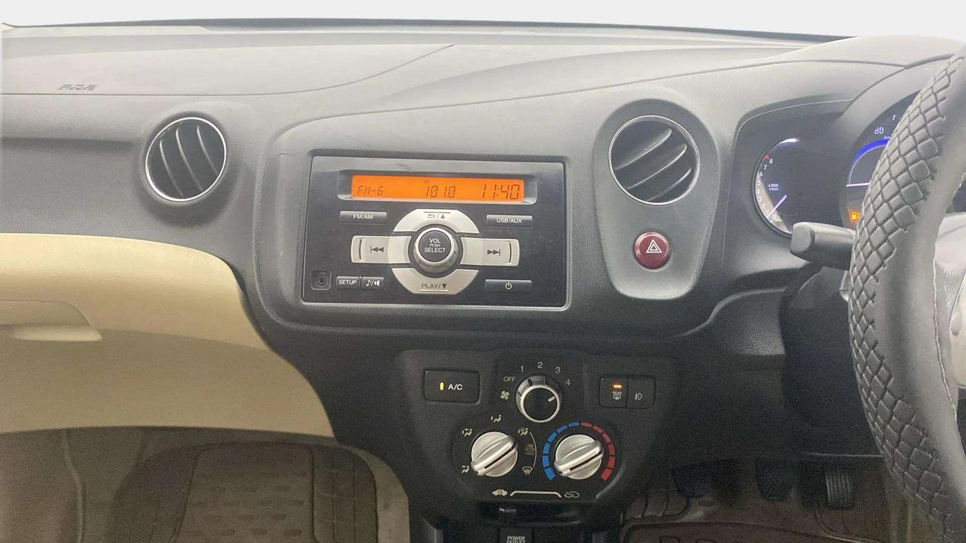 2016 Honda Brio VX MT, Petrol, Manual, 89,877 km, Air Conditioner