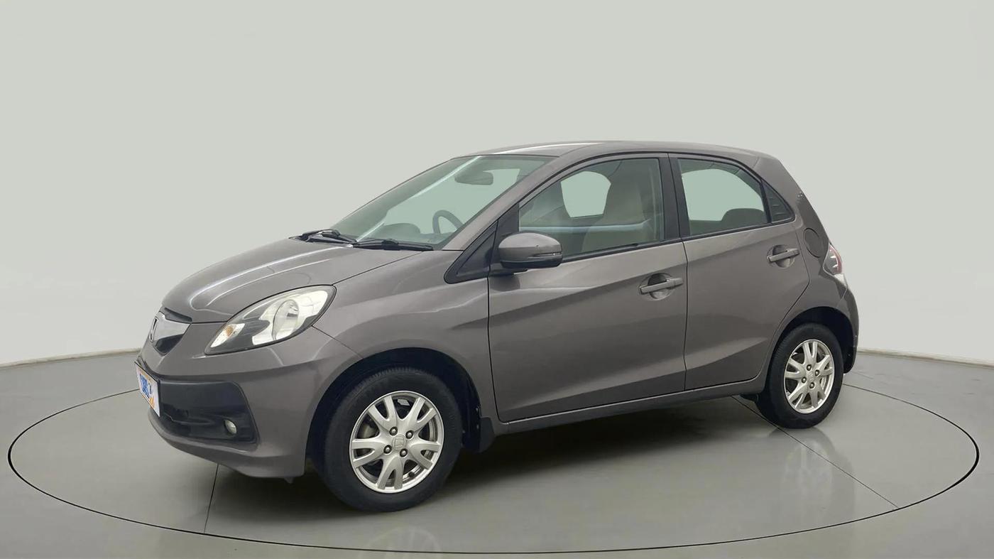 2016 Honda Brio VX MT, Petrol, Manual, 89,877 km, Left Front Diagonal
