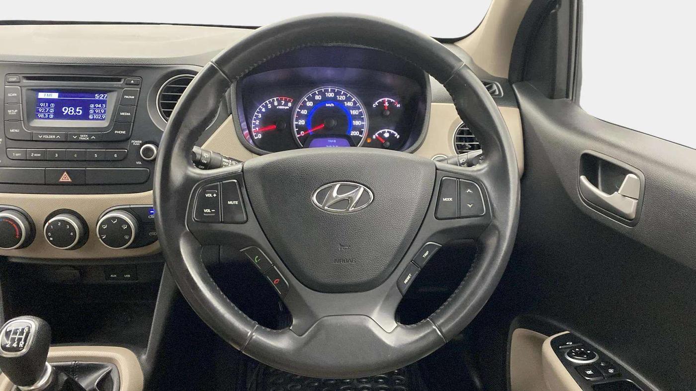 2014 Hyundai Grand i10 ASTA (O) 1.2 KAPPA VTVT, Petrol, Manual, 42,884 km, Steering Wheel Close Up