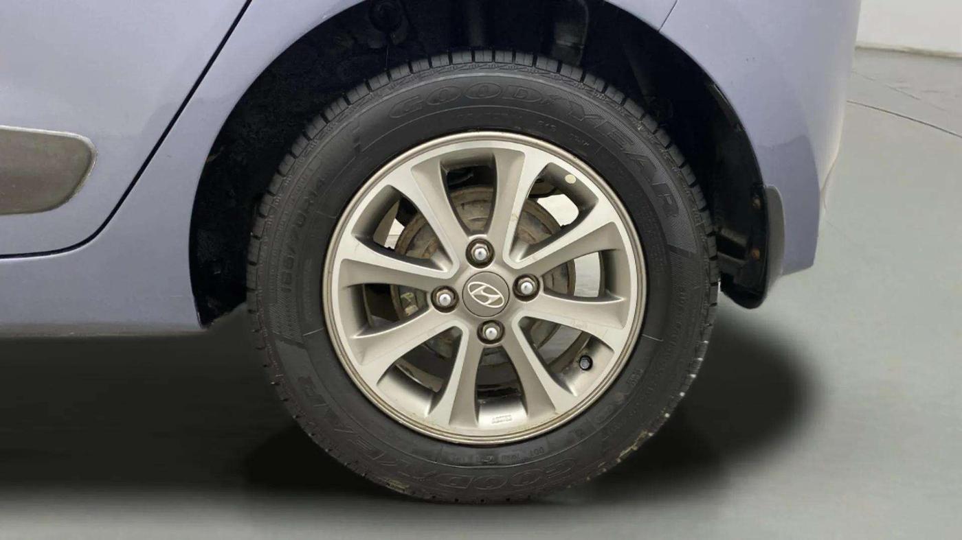 2014 Hyundai Grand i10 ASTA (O) 1.2 KAPPA VTVT, Petrol, Manual, 42,884 km, Left Rear Wheel