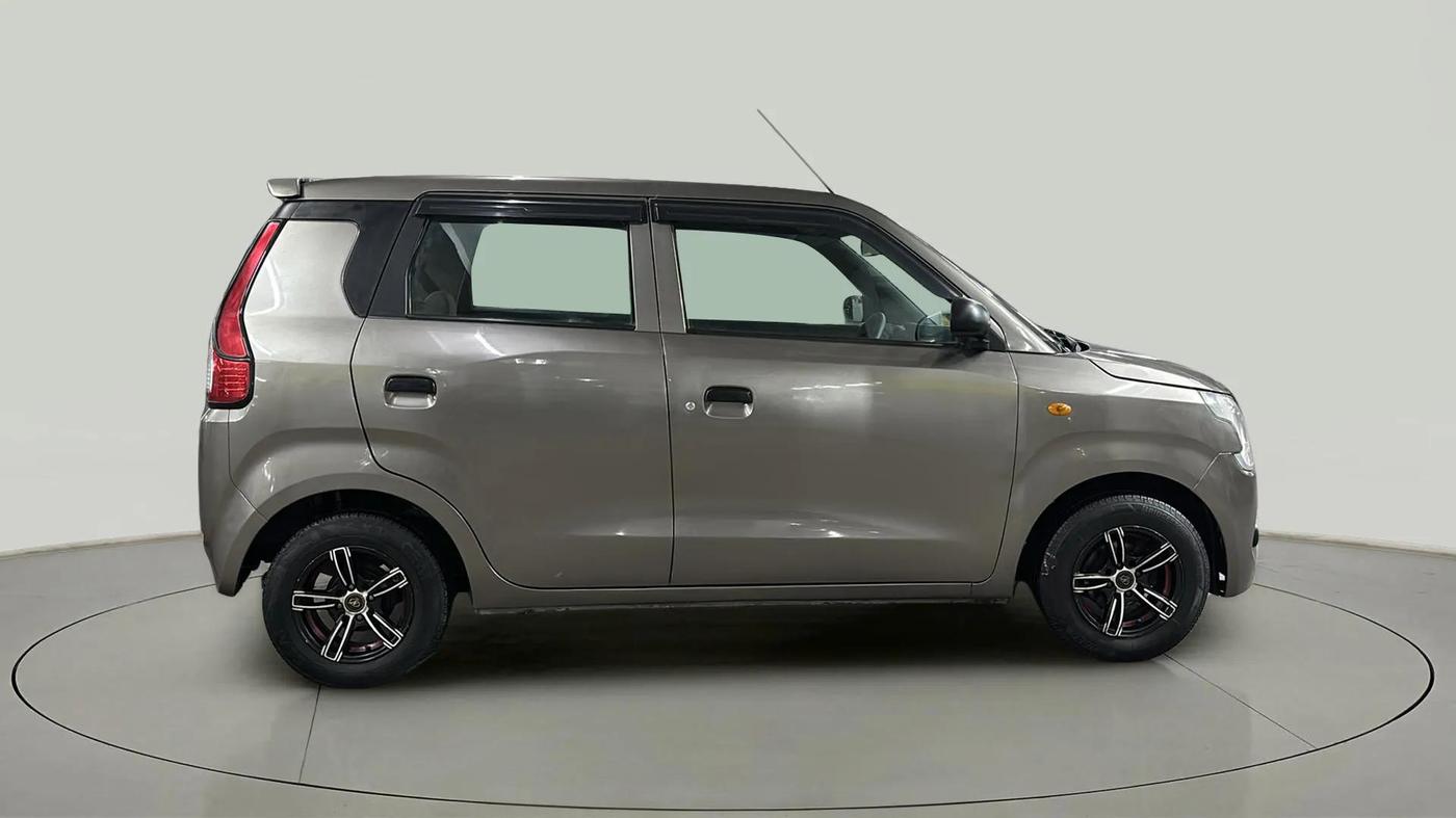 2021 Maruti New Wagon-R LXI (O) 1.0, CNG, Manual, 93,533 km, Right Side View