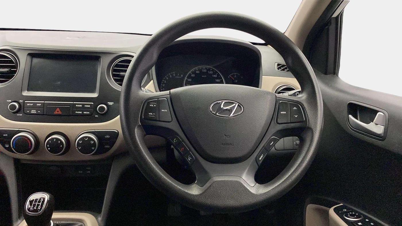 2019 Hyundai Grand i10 SPORTZ 1.2 KAPPA VTVT, Petrol, Manual, 73,541 km, Steering Wheel Close Up