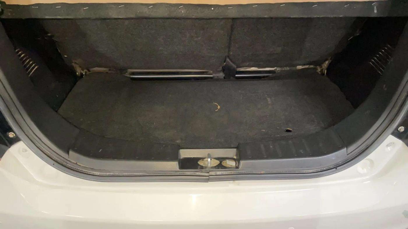 2015 Maruti Wagon R 1.0 VXI, Petrol, Manual, 60,558 km, Boot Inside