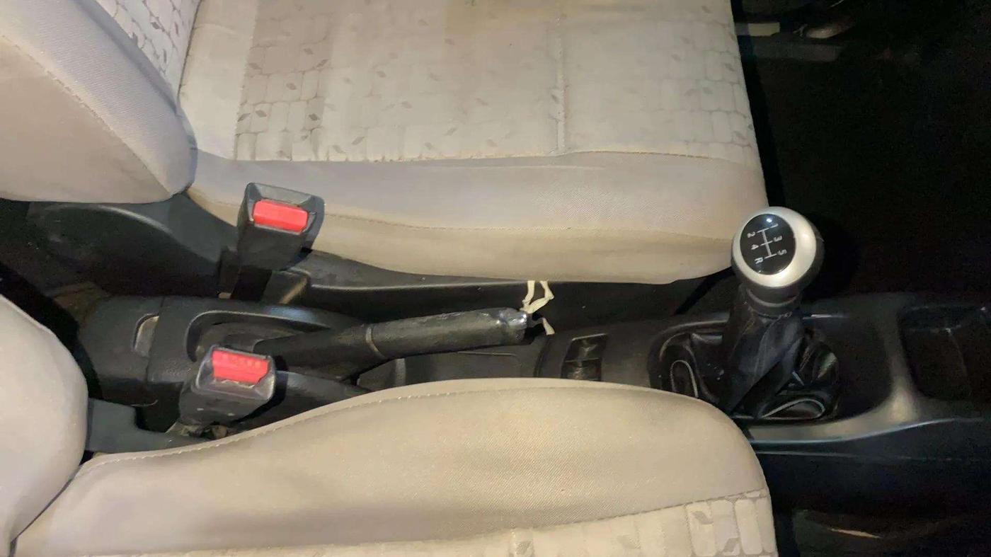 2015 Maruti Wagon R 1.0 VXI, Petrol, Manual, 60,558 km, Gear Lever