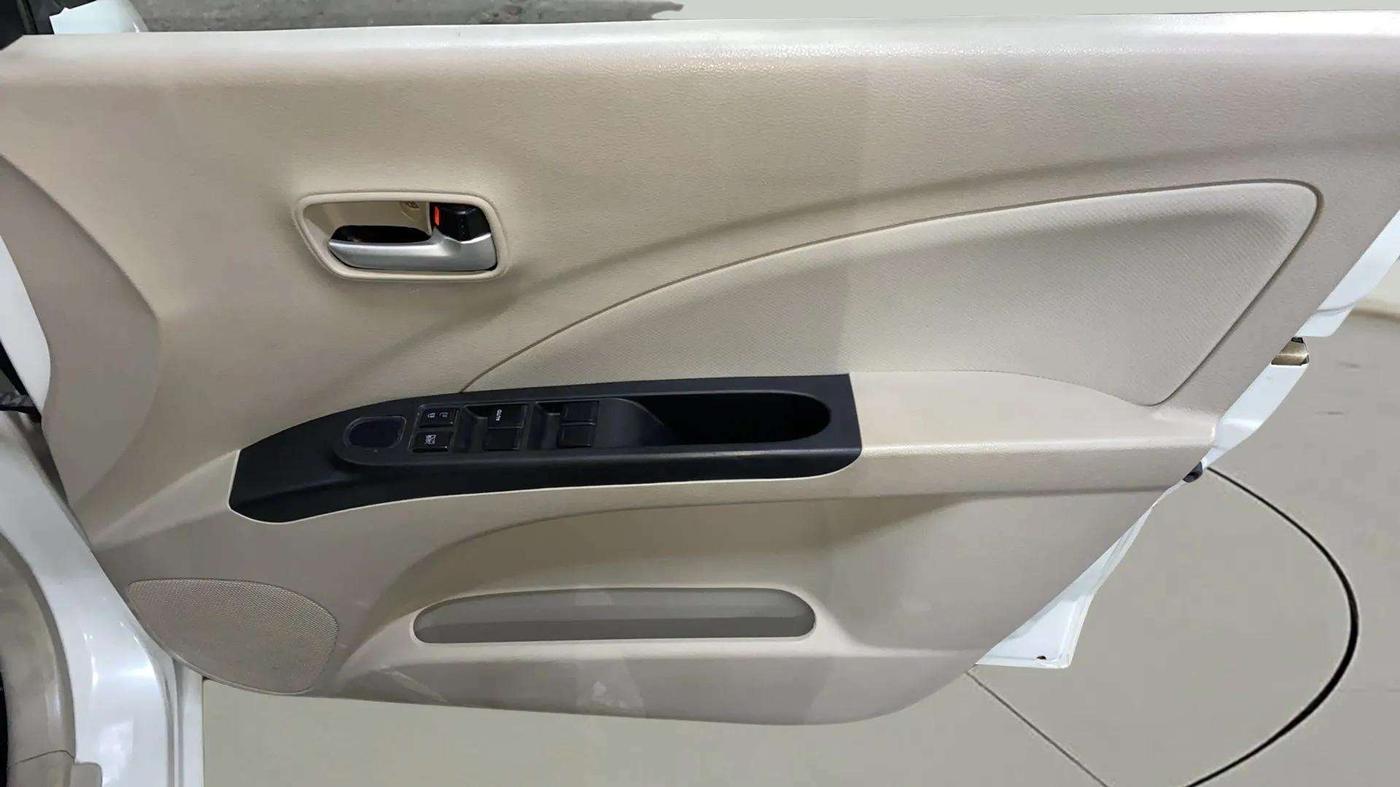 2020 Maruti Celerio VXI, Petrol, Manual, 45,539 km, Driver Side Door Panels Control