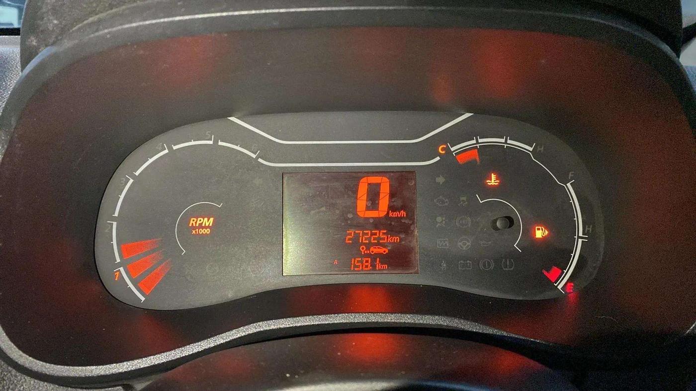 2021 Renault Kwid RXL, Petrol, Manual, 27,230 km, Odometer Image