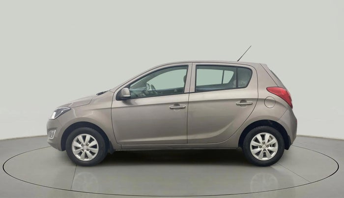 2014 Hyundai i20 SPORTZ 1.2, Petrol, Manual, 22,794 km, Left Side
