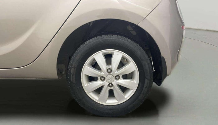 2014 Hyundai i20 SPORTZ 1.2, Petrol, Manual, 22,794 km, Left Rear Wheel